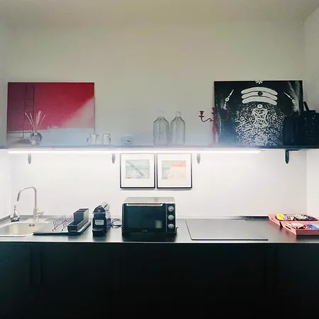 Bellhome 1 - Elegante Nel Centro Di 아파트 *
